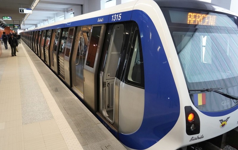 Biletele și abonamentele la metrou se scumpesc a doua oară în 2025. Care vor fi noile tarife la călătoria integrată STB+metrou