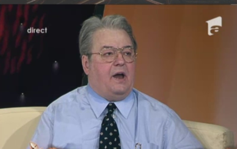 Vadim Tudor către Cruduţa: "Ai slăbit mult! Te munceşte mult Costea, trage la poartă?"