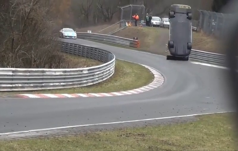 Accident groaznic pe circuitul de la Nurburgring! Un spectator A MURIT | VIDEO ȘOCANT
