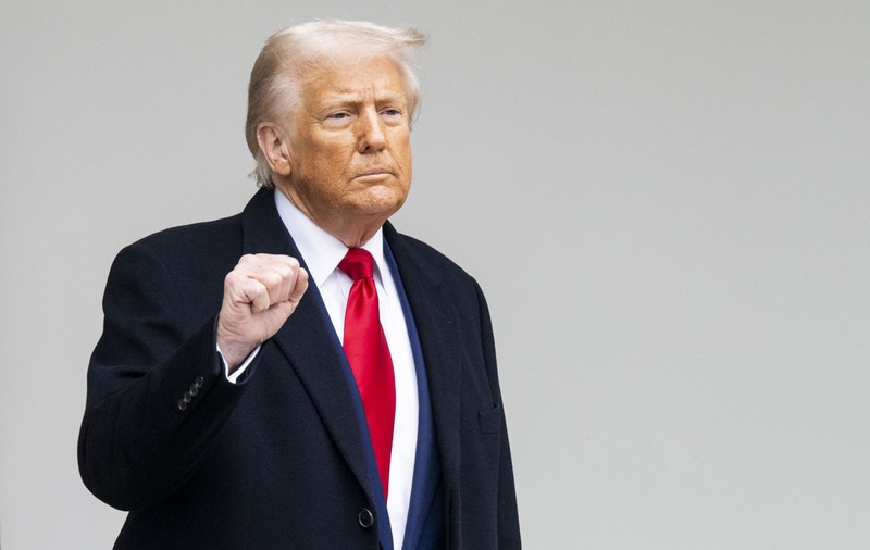 SUA amenință China cu un tarif de 104% dacă nu respectă termenul-limită impus de Trump