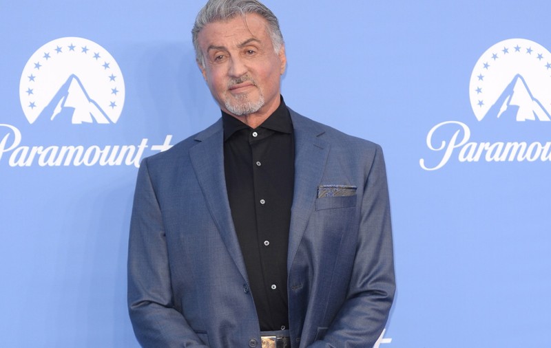 Sylvester Stallone, în rolul unui supererou gunoier în „Samaritan”, film Prime Video