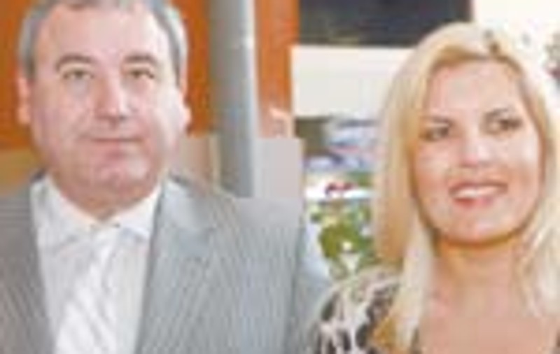 Cocos si Udrea au pierdut parcarile 