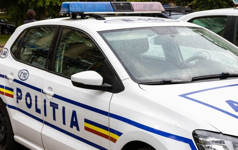 Prins beat la volan și rămas fără permis, a ieșit din nou în trafic în Brașov câteva ore mai târziu și a ajuns în arest