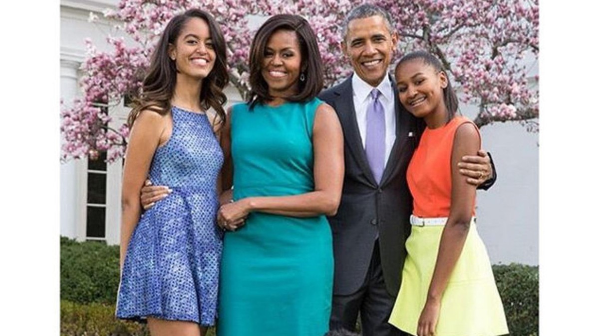 Barack Obama se întoarce la origini