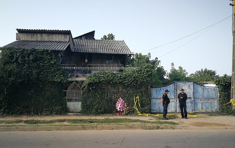 ”Casa ororilor” din Caracal costa 50.000 de euro și criminalul Alexandrei a fost la un pas s-o vândă. Ce spune omul care a fost înăuntru