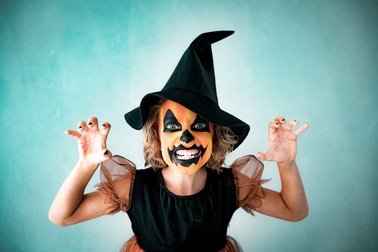 Costume pentru sărbătoarea de Halloween