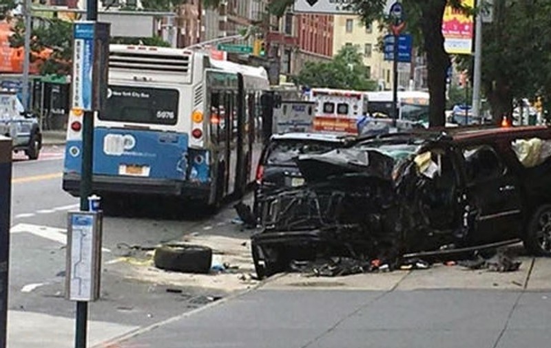 Accident în New York. 12 oameni au fost răniți, după ce un bărbat a ajuns cu mașina pe trotuar