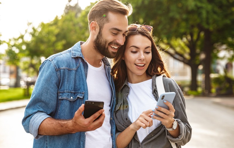 Cum să-ți optimizezi costurile cu internetul mobil. Iată situațiile în care ajungi să dai bani degeaba