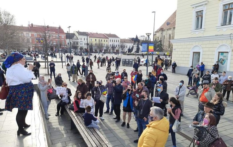 Diana Șoșoacă, la protestul antirestricții de la Cluj-Napoca. Manifestanții vor fi amendați