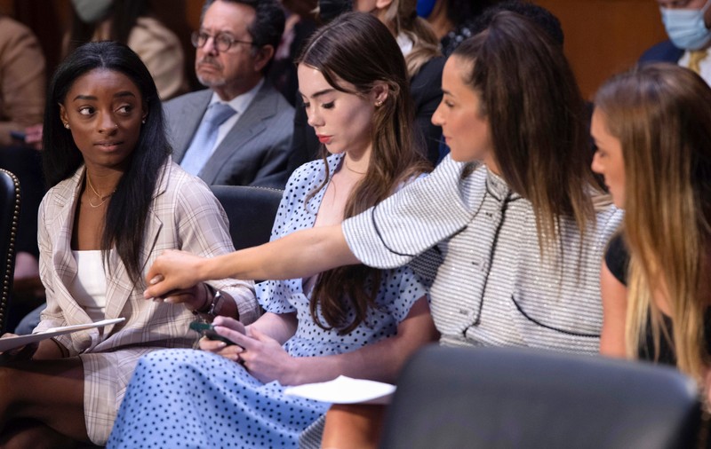 Victimele abuzurilor sexuale ale lui Larry Nassar, fostul medic al lotului de gimnastică al SUA, despăgubite de stat cu 139 de milioane de dolari