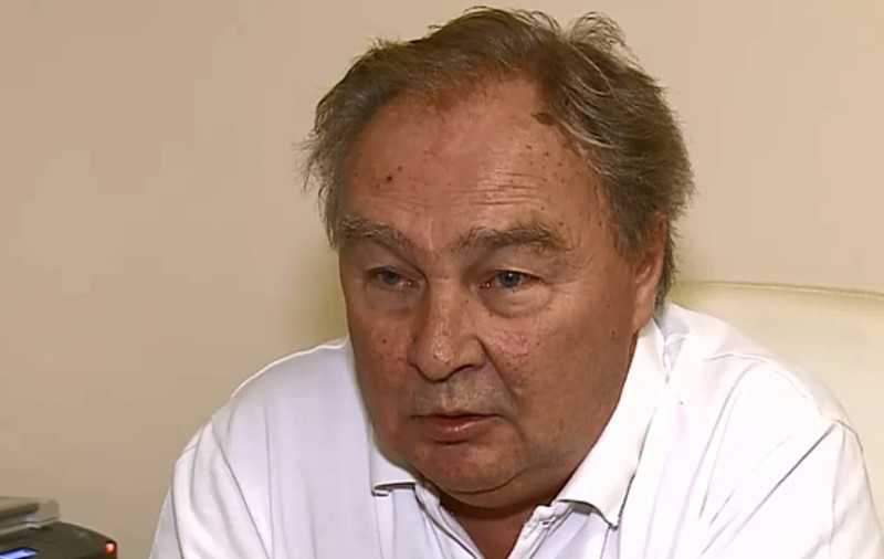 Poveste impresionantă într-o comună din România. Un medic de familie a făcut împrumut la bancă pentru a-și ajuta pacienții!