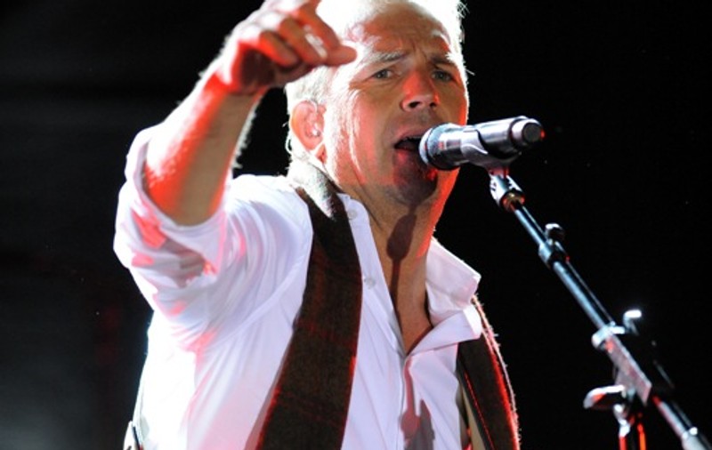 Biletele la concertul lui Kevin Costner în București, epuizate în trei ore 