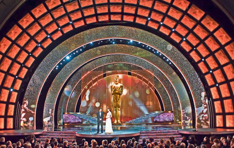 OSCAR 2012 | 500.000 $ şpagă ca să poarte o rochie la Oscar 