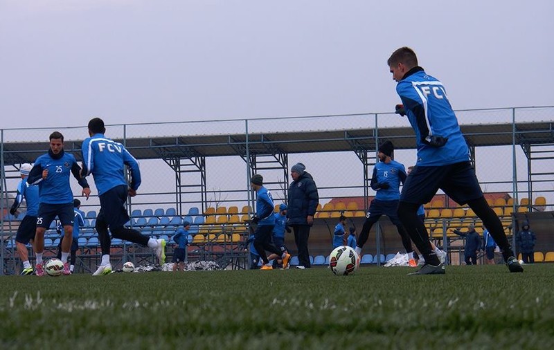 Hagi pregătește intens meciul cu Rapid, pentru a nu intra în hora retrogradării / FOTO&VIDEO