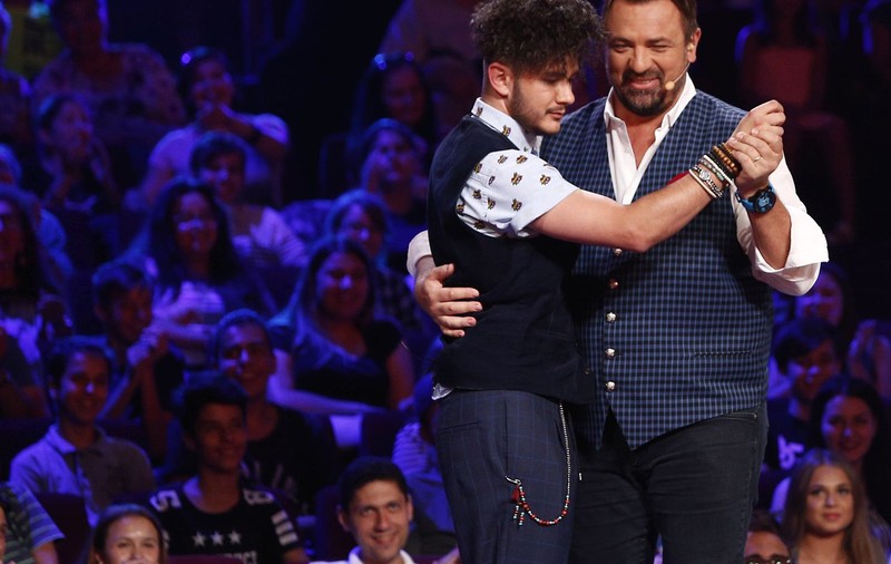 Vlad Drăgulin de la X Factor, protagonistul unui moment stânjenitor. Horia Brenciu și Delia i-au sărit în ajutor