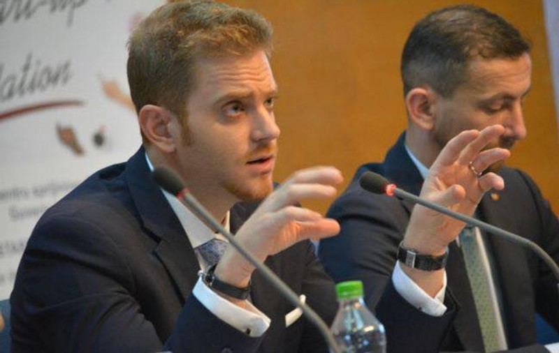 Cele trei bănci partenere ale Ministerului pentru Mediul de Afaceri, în programul Start-Up Nation pentru care s-au înscris peste 19.000 de planuri de afaceri