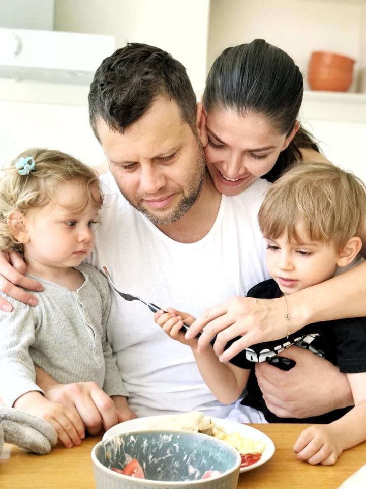 Familia se va mări cu încă o fetiță