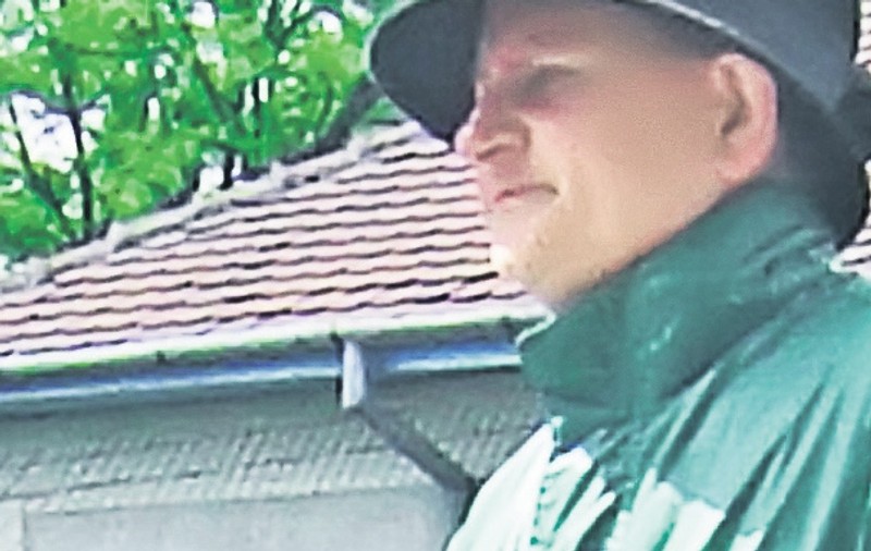 Doctoriţa şpăgară din Botoşani câştiga 60.000 de euro pe lună, dar nu are perdele la geam