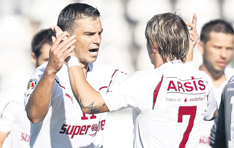Rapidiştii au ajuns în semifinalele Cupei, 2-0 cu Pandurii, dar cu preţul tensiunii din teren