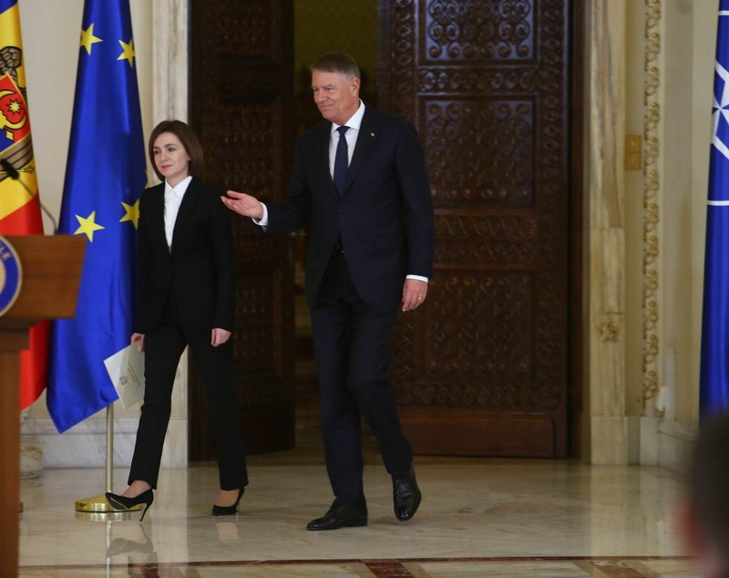 VIDEO: Klaus Iohannis și Maia Sandu, declarații comune după întâlnirea de la Cotroceni. „Parcurgem crize de proporții istorice”