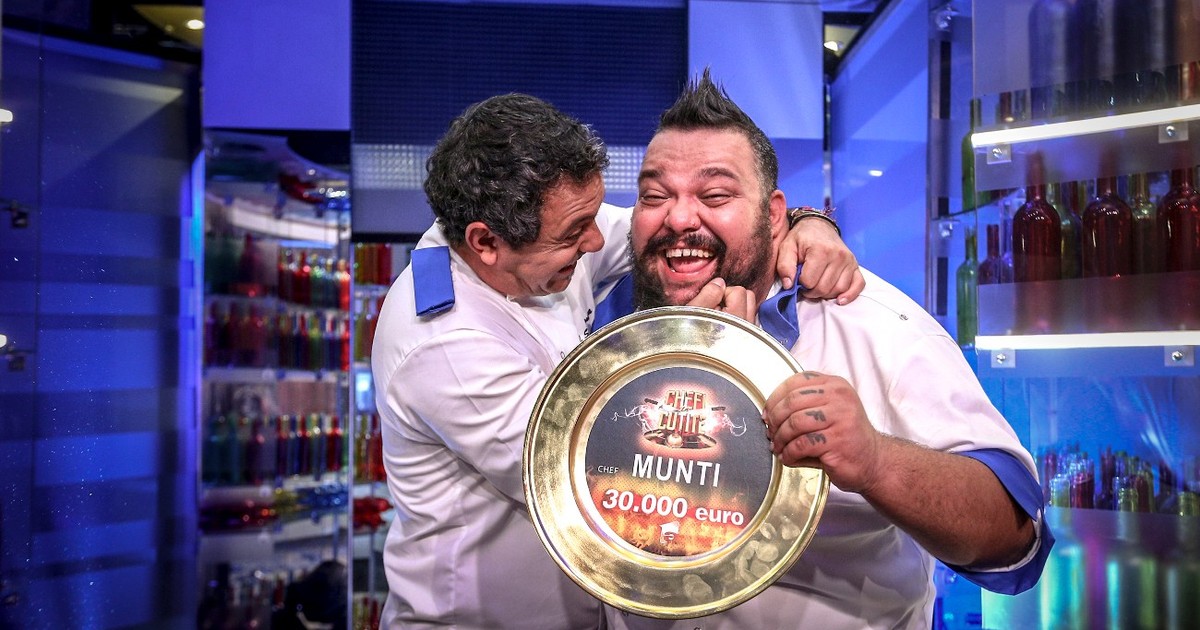 Ce face Munti, câștigătorul "Chefi la cuțite' cu banii. "Am niște datorii față de echipă, pe care trebuie să le plătesc"