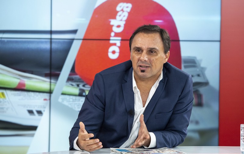 Basarab Panduru, după moartea lui Dan Lăzărescu: “Cu starea de urgență, nici măcar nu pot să-l plâng cum aş fi vrut”