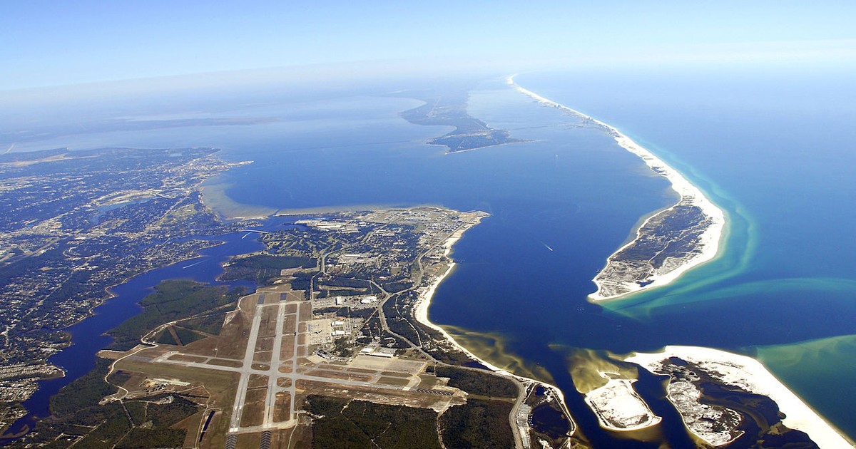 Baza militară Pensacola, Florida FOTO: Wikipedia