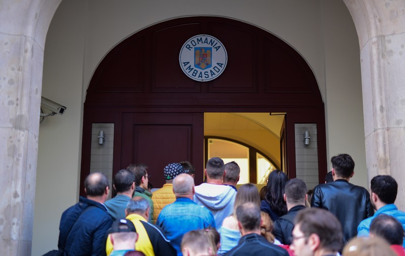 Ori suntem egali, ori nu mai suntem