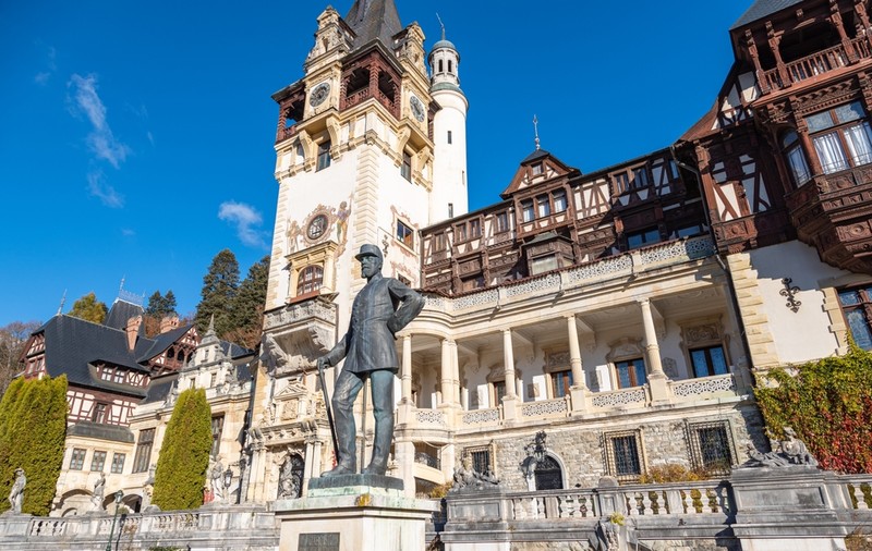 Hoție la Castelul Peleș. „POS-ul nu mai funcționează, se poate plăti doar cash”. Ce ar trebui să verifice Corpul de Control al Ministerului Culturii