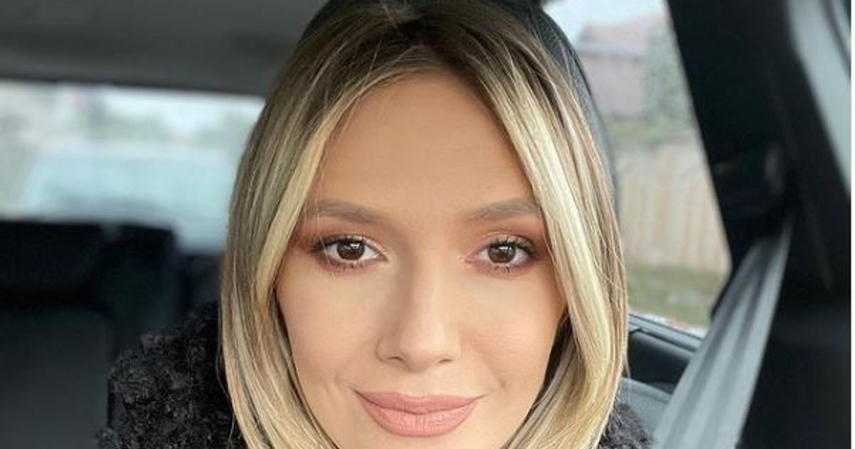 Adela Popescu