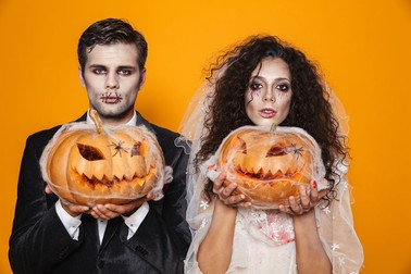 Costume înfricoșătoare de Halloween