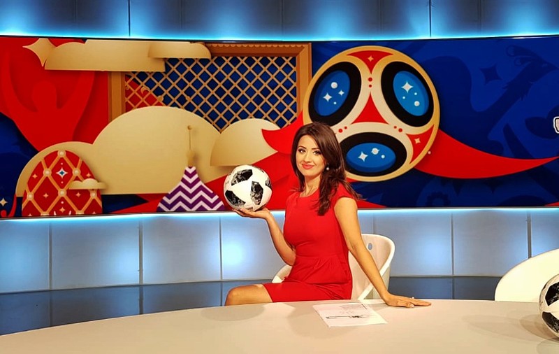 Prezentatoarea Telejurnalului de weekend de la TVR 1 e microbistă. Pe cine vede Dorina Florea în finala Campionatului Mondial de fotbal Rusia 2018: ”Vreau Spania contra Franța!”