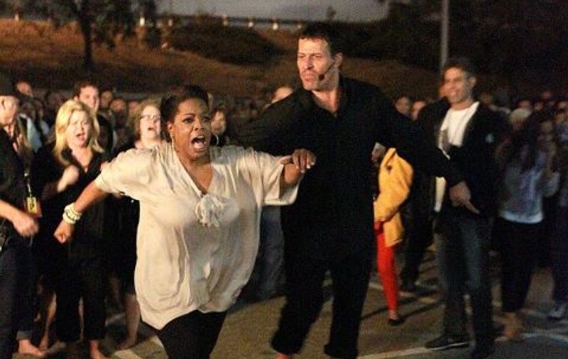 Oare ce a făcut să merite asta? Oprah a mers pe cărbuni încinşi