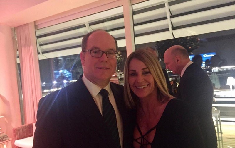 Nadia Comăneci, într-o ținută curajoasă! A lăsat să i se vadă tot la premiile Laureus! / FOTO în articol
