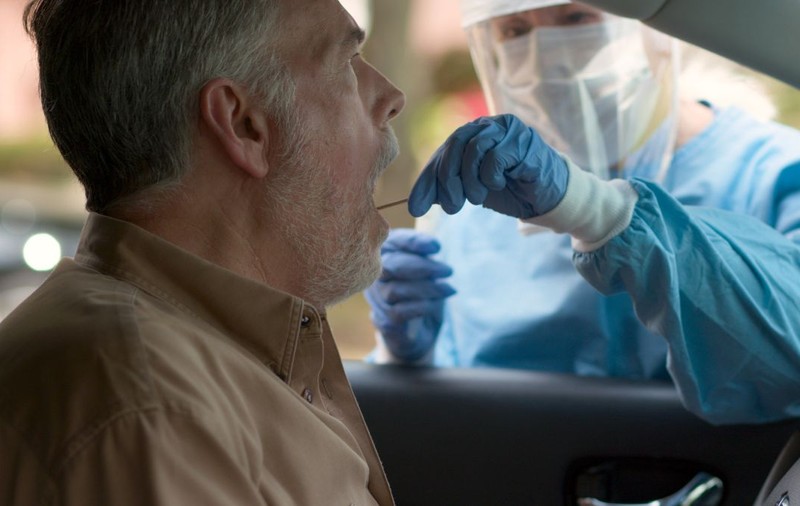 Noi testări coronavirus din Europa arată că jumătate din cazuri sunt asimptomatice, oamenii nici măcar nu știu că îl au