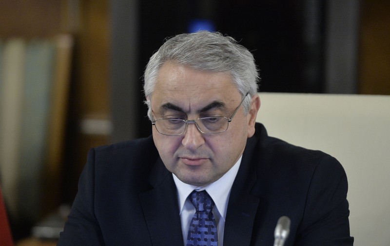 Valentin Popa explică de ce a demisionat: „Limba română şi România nu sunt de negociat”
