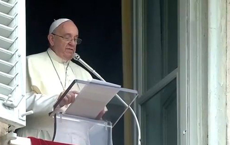 L-AR MÂNIA PE DUMNEZEU! Papa Francisc A ÎNJURAT ÎN TIMPUL SLUJBEI | VIDEO