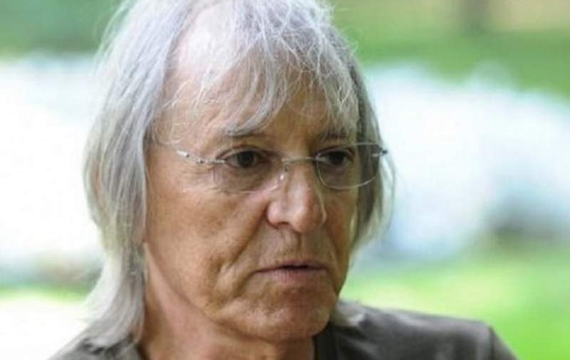 UPDATE/ Medicii infirmă informația că Mihai Constantinescu a fost deconectat de la aparate și respiră singur
