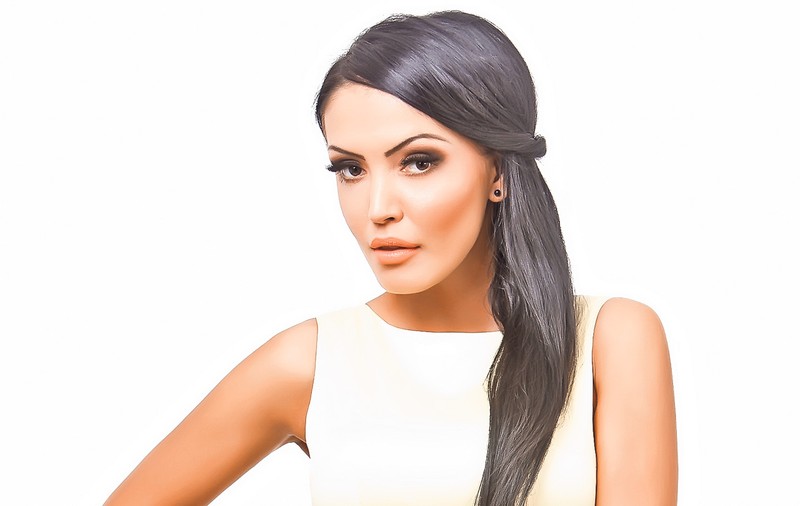 SĂ MOARĂ DE CIUDĂ! Iată CUM SE AFIȘEAZĂ Andreea Mantea în public | FOTO