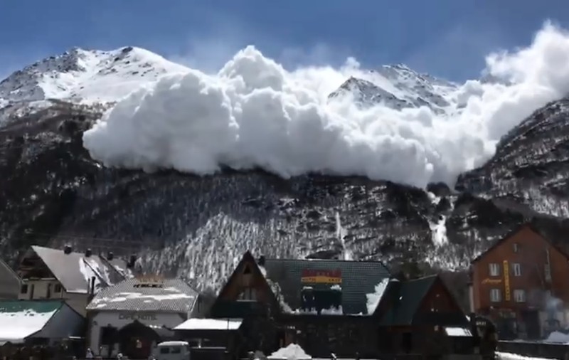 Încă doi schiori au murit într-o avalanșă în Franța