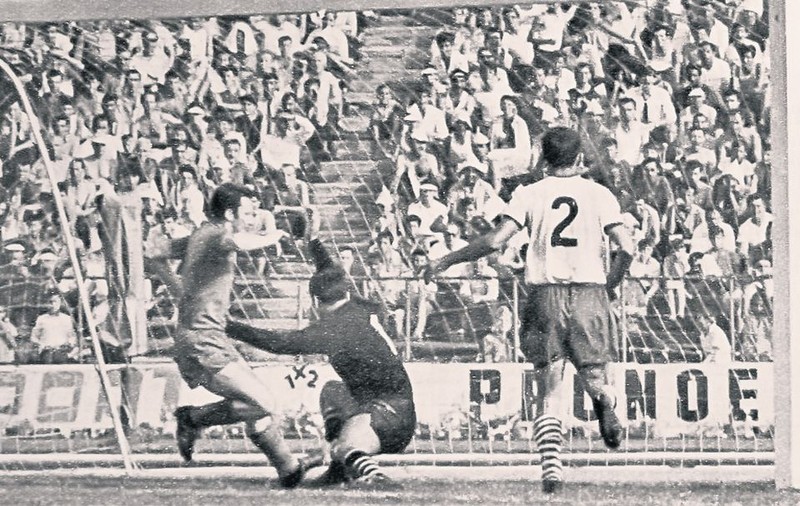 Blatul care a scăpat Steaua de retrogradare!