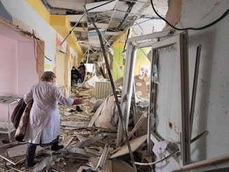 Urmările bombardamentului armatei ruse asupra unui spital de copii din Mariupol. Foto: Profimedia