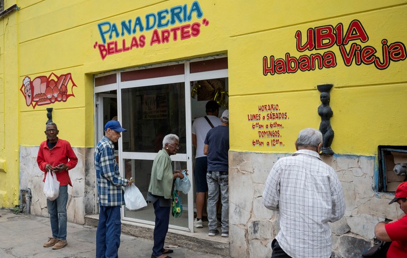 Regimul cubanez a redus rația zilnică de pâine subvenționată: „A ajuns cât un săpun mic”