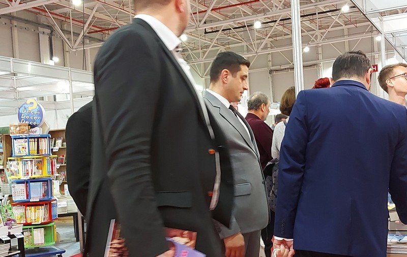 George Simion s-a contrazis cu Cristian Tudor Popescu referitor la prezența liderului AUR la Gaudeamus