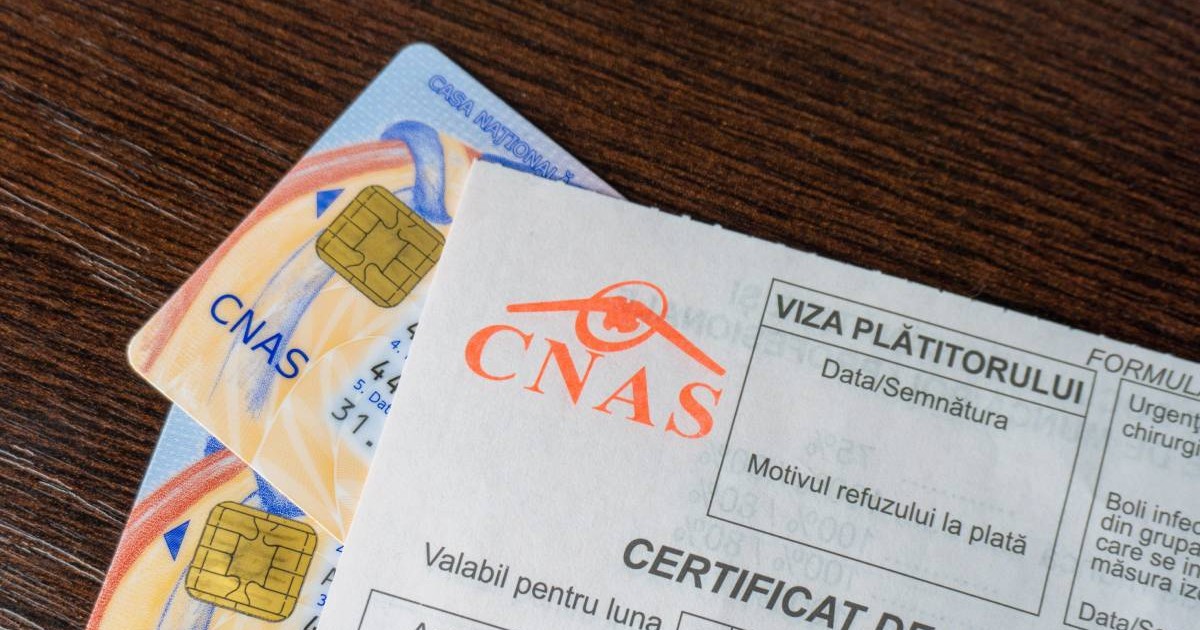 bilet de trimitere cnas sub se afla doua carduri de sanatate