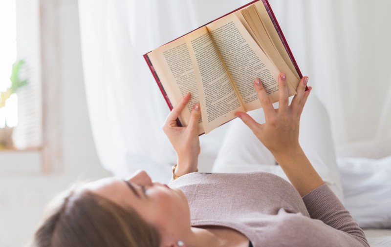 Cinci idei de cărți pe care să le faci cadou de 8 martie - Ziua Femeii