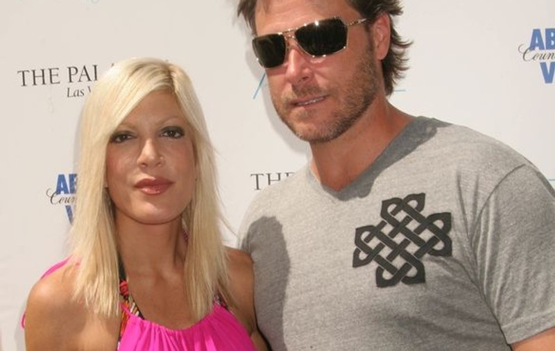 Tori Spelling, obsedată de gândul că soţul ei ar putea să o înşele