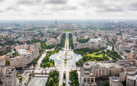 Se oprește apa caldă în București! Cât durează întreruperea și ce sectoare vor fi afectate