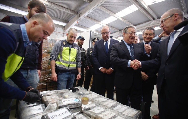 Cea mai mare captură de droguri din istoria Spaniei: 8,7 tone de cocaină aduse din Columbia