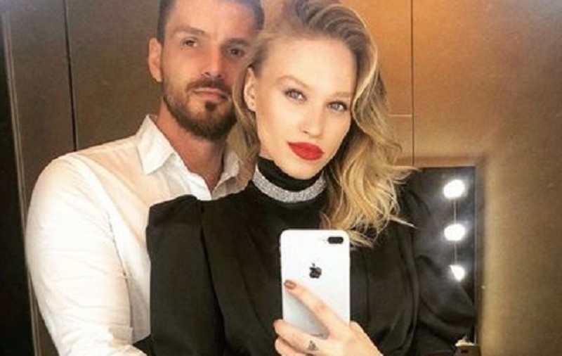 Soția lui Bogdan Vlădău a născut o fetiță. Prima imagine cu micuța Katia